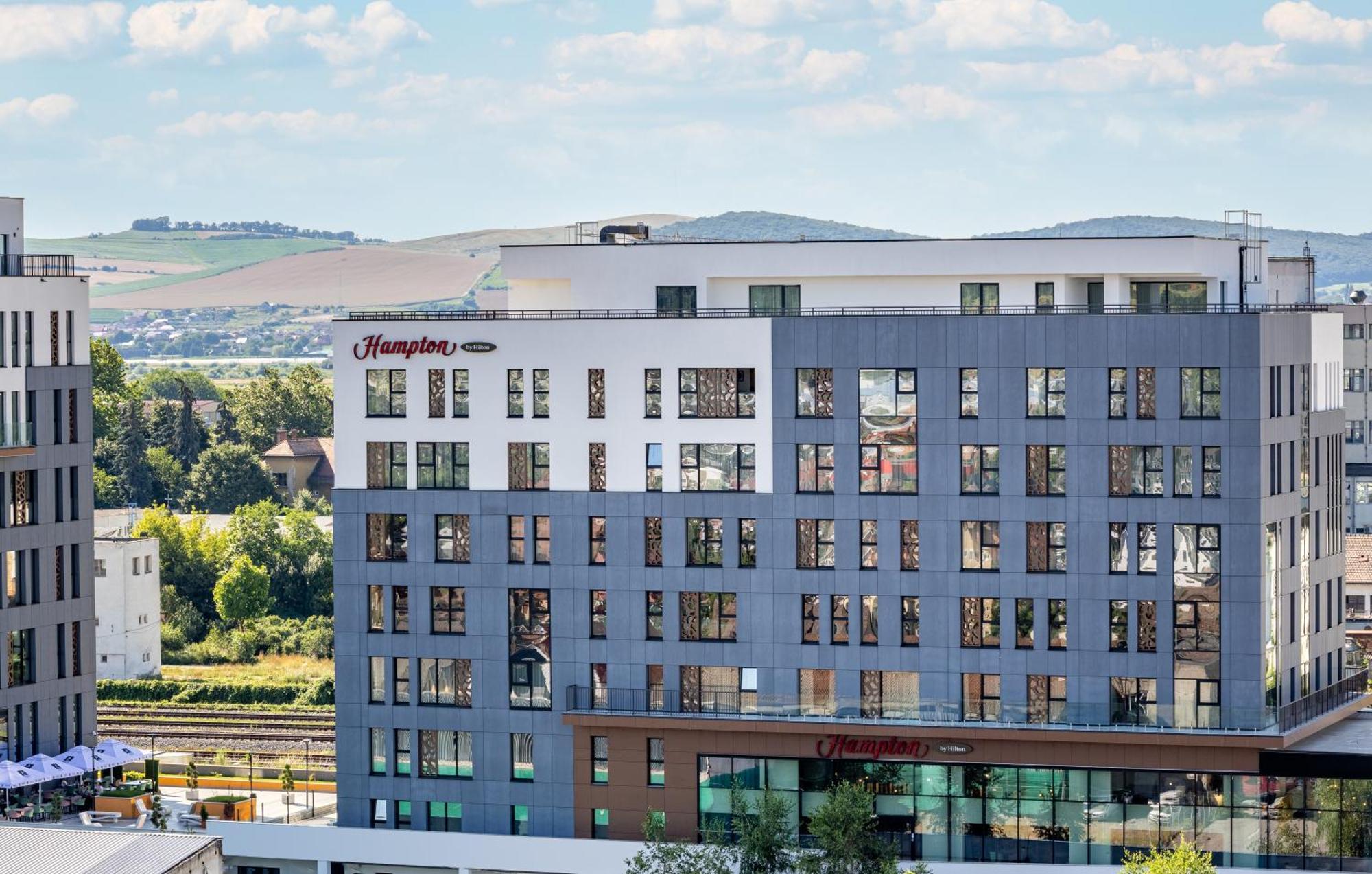 Hampton By Hilton Targu Mures Exterior foto